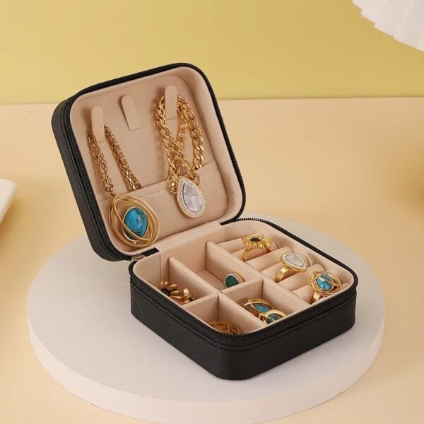 Portable Jewelry Storage Box Travel Organizer Jewelry Case Leather Storage Earrings Necklace Ring Jewelry Organizer Display(Black)