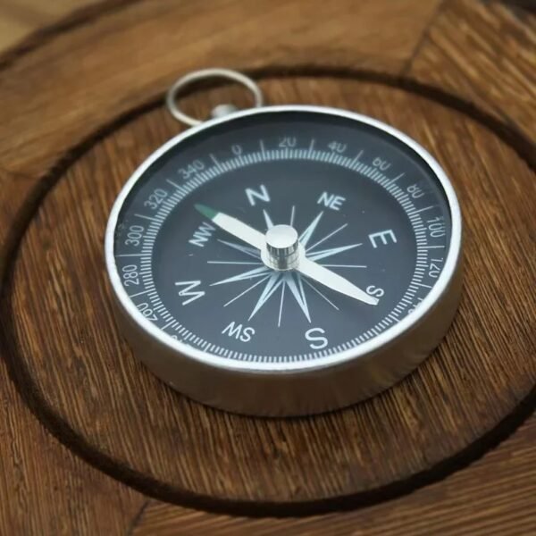 G44 Compass Keychain Pendant Aluminum Alloy Metal Material Portable Gift Mini Pocket Outdoor Adventure Travel Compass - Image 4